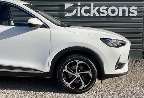 MG HS 1.5 T-GDI TROPHY