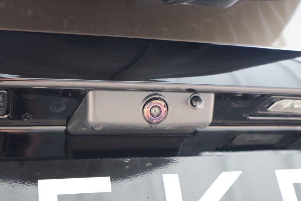 Land Rover Defender 90 DEMO  HARD TOP 350  X-DYNAMIC HSE s 20k spend inc genuine rear seat   24