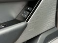 Land Rover Range Rover Velar 2.0 Range Rover Velar R-Dynamic HSE D240 Auto 4WD 5dr 71