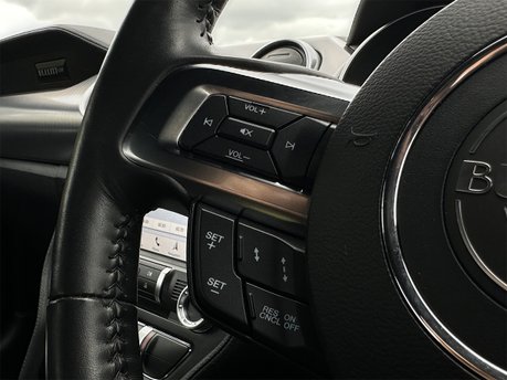 Ford Mustang BULLITT 54