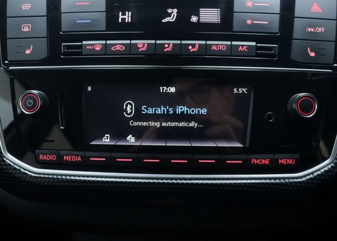 Volkswagen Up e-up! 5dr 21