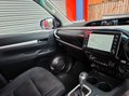 Toyota Hilux INVINCIBLE 4WD D-4D DCB AUTO 12