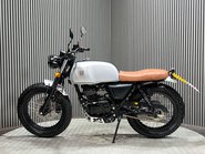 Mutt Akita 2020 ONLY 1K VERY CLEAN EXAMPLE MOT OCTOBER 2027 125CC 4