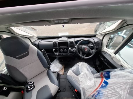 Swift Ascari 384 2025 REGISTERED - AS NEW 14