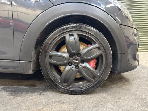 Mini Hatch 2.0 John Cooper Works Euro 6 (s/s) 3dr 46