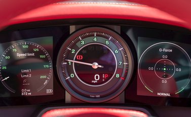 Porsche 911 (992) Targa 4S Heritage Design Edition 19