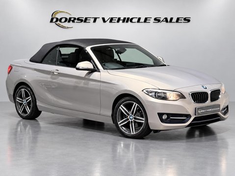 BMW 2 Series 2.0 220i Sport Euro 6 (s/s) 2dr 2