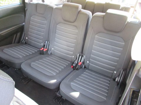 Ford Galaxy 2.0 EcoBlue Titanium Auto Euro 6 (s/s) 5dr 27