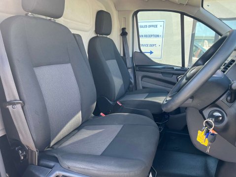 Ford Transit Custom 2.0 Transit Custom 320 Base 18