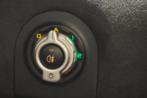 McLaren MP4-12C V8 28