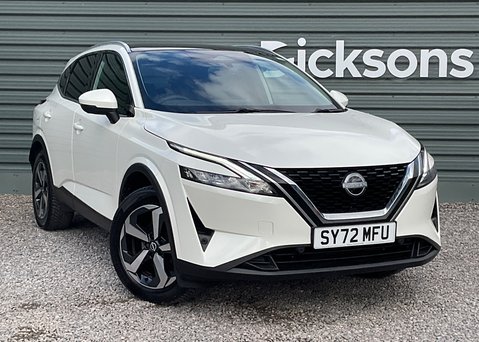 Nissan Qashqai DIG-T N-CONNECTA MHEV 1