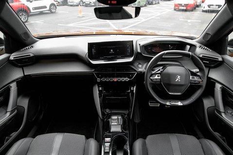 Peugeot 2008 GT 3