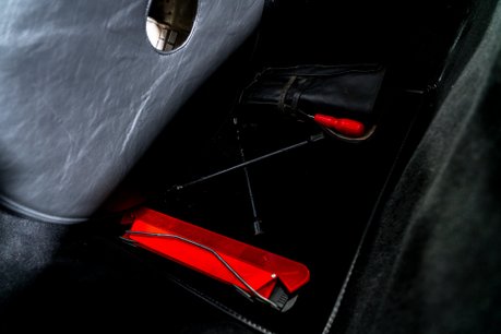 Aston Martin DBS V8 SERIES 1. EXTENSIVE HISTORY PORTFOLIO. 3-SPEED AUTO. CONOLLY INTERIOR. 59