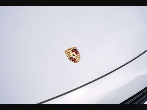 Porsche Cayenne 7