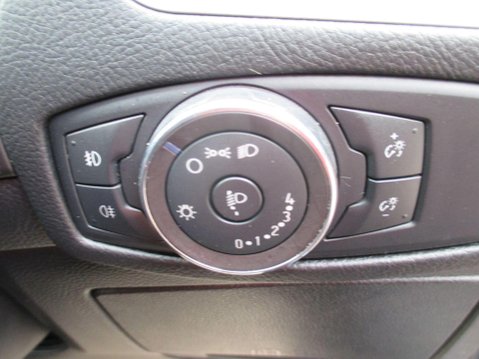 Ford S-Max 2.0 EcoBlue Zetec Auto Euro 6 (s/s) 5dr 31