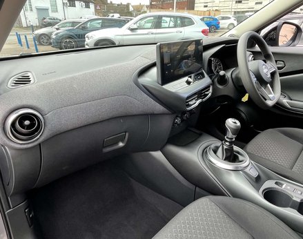 Nissan Juke 1.0 Juke Acenta Premium DiG-T 5dr 16