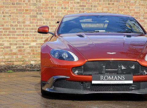 Aston Martin Vantage GT8 30