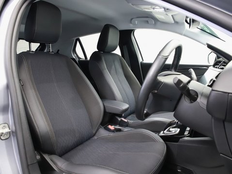 Vauxhall Corsa 100kW Elite Nav Premium 50kWh 5dr Auto [7.4kWCh] 19