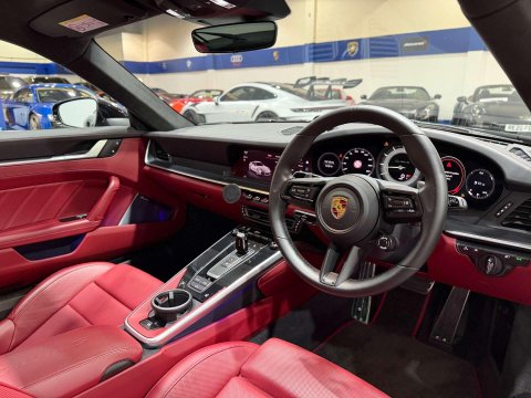 Porsche 911 3.7T 992 Turbo S Coupe 2dr Petrol PDK 4WD Euro 6 (s/s) (650 ps) 37