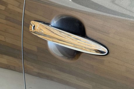 Nissan LEAF 30kWh Tekna Hatchback 5dr Electric Auto (109 bhp) 18