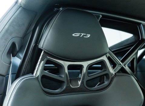 Porsche 911 GT3 (992) 9