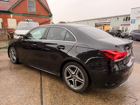 Mercedes-Benz A Class A 180 D AMG LINE EXECUTIVE 7