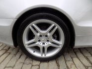 Mercedes-Benz SL Series SL500 42
