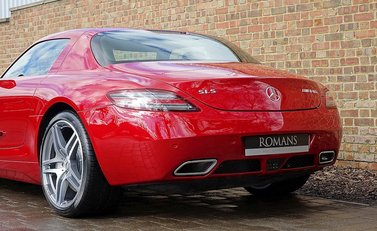 Mercedes-Benz SLS AMG 9