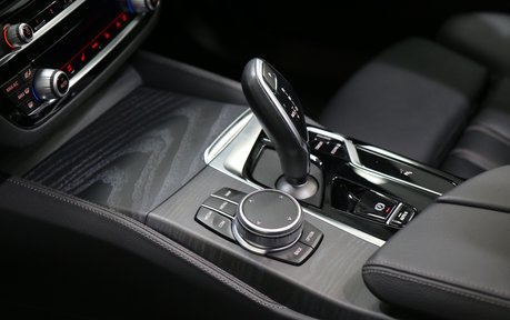BMW 5 Series M550i xDrive - 1 Owner FBMWSH 19