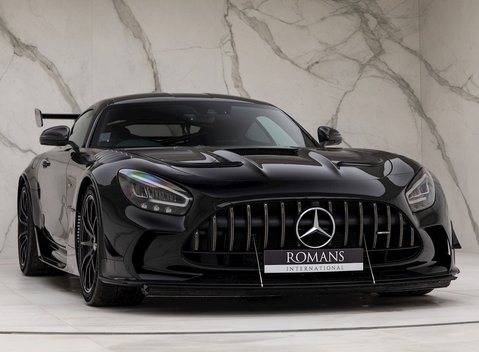 Mercedes-Benz Amg GT Black Series 1