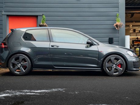 Volkswagen Golf 2.0 Golf GTi Performance 3dr 4