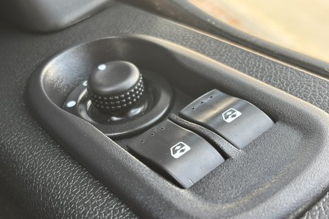 Vauxhall Movano F3500 L3 125 ps Crew Cab Tipper - Air Con - Euro 6 31