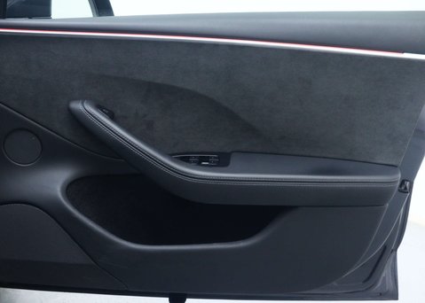 Tesla Model 3 (Dual Motor) Long Range Saloon 4dr Electric Auto 4WDE (306 ps) 37