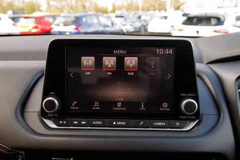 Nissan Qashqai DIG-T ACENTA PREMIUM MHEV 24