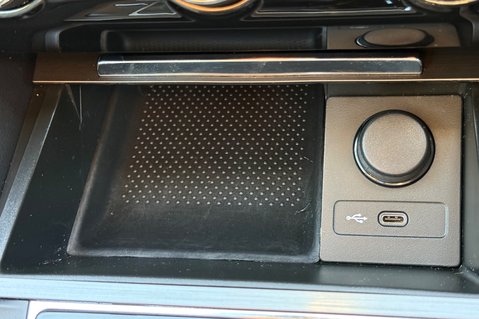Skoda Superb SE L TSI DSG - FULL SKODA SERVICE HISTORY 52