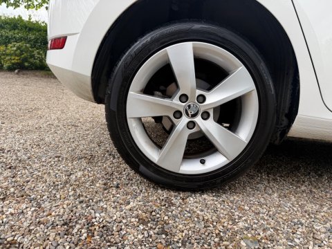 Skoda Fabia 1.0 TSI SE L DSG Euro 6 (s/s) 5dr 29