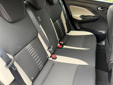 Nissan MICRA IG-T TEKNA AUTO 32