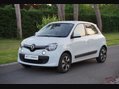 Renault Twingo 1.0 SCe Play Euro 6 5dr 3