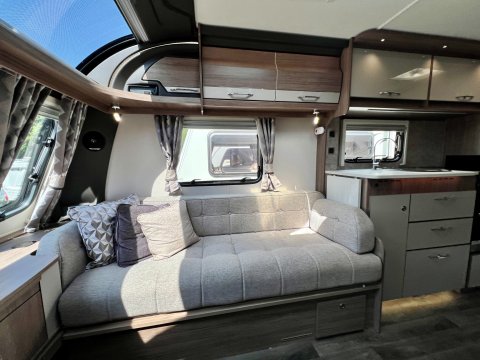 Coachman VIP 460 15