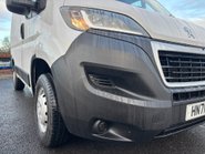 Peugeot Boxer 333 L1 H1 120 ps BlueHdi Professional - Sat Nav & Air Con 21