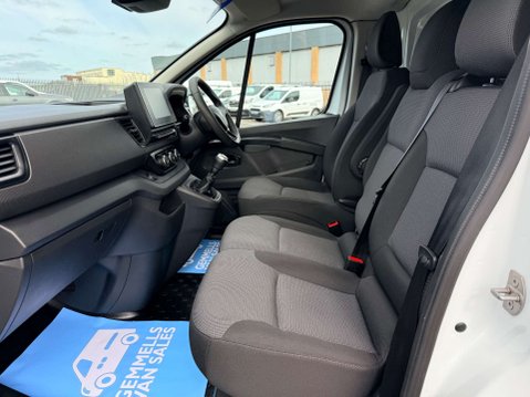 Renault Trafic 2.0 Trafic SL28 Business+ Blue dCi 11