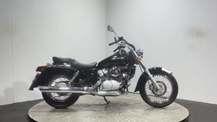 Honda VT 2008 ONLY 7K V TWIN 125CC SOUGHT AFTER CRUISER BIKE NEW MOT