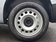 Peugeot Partner 102 ps BlueHdi Professional L2 29