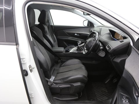 Peugeot 3008 1.2 PureTech Allure Euro 6 (s/s) 5dr 20