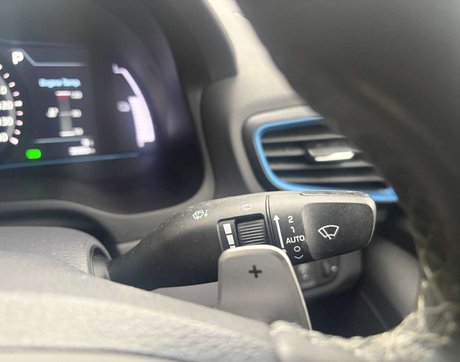 Hyundai IONIQ 1.6 IONIQ Premium SE FHEV Semi-Auto 5dr 32