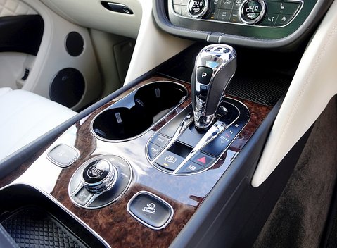 Bentley Bentayga 29
