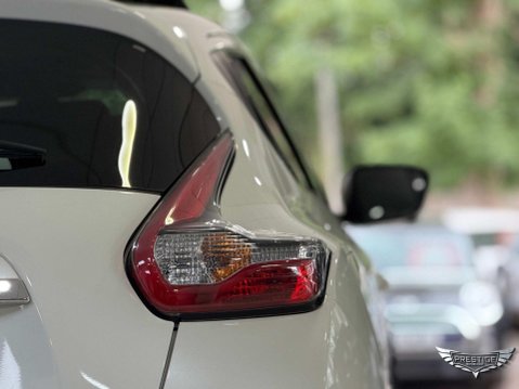 Nissan Juke 1.2 DIG-T Tekna Euro 6 (s/s) 5dr 8