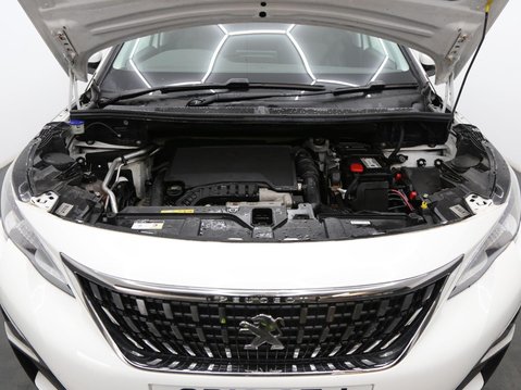 Peugeot 3008 1.2 PureTech Allure Euro 6 (s/s) 5dr 27