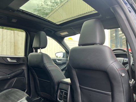 Ford Kuga 2.5 EcoBoost Duratec 14.4kWh ST-Line X SUV 5dr Pet 17