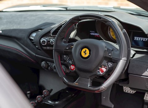 Ferrari 488 Pista 11